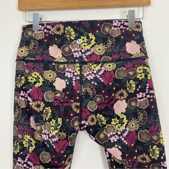 LULULEMON Like New Wunder Under Leggings 27” in Fluorolace Multi Size 8 Luxtreme - Picture 7 of 10